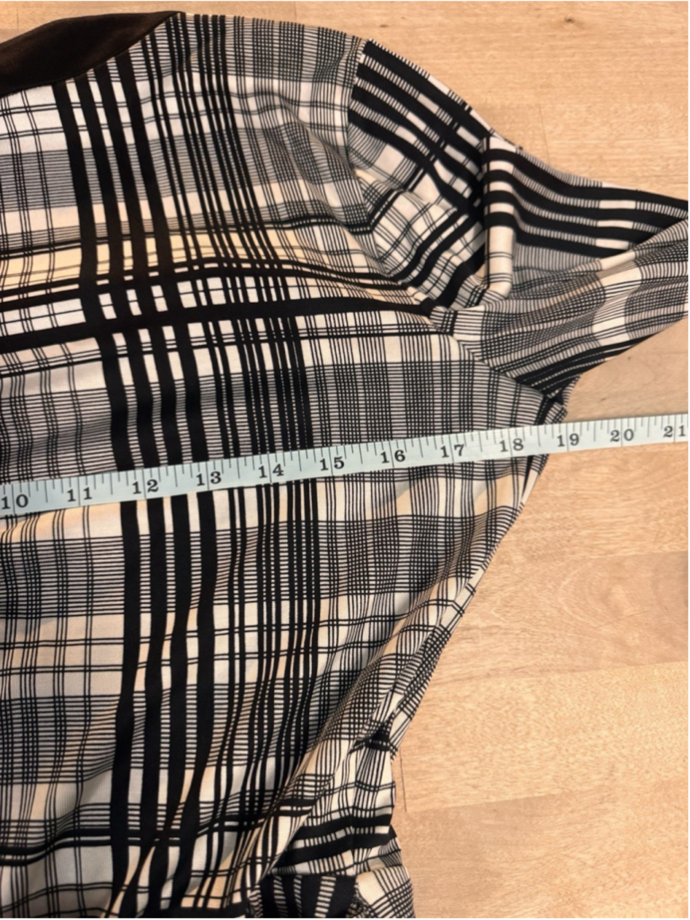 Diane Von Furstenberg Silk Wrap Black And White Plaid Romper Size 8 Classic - Picture 9 of 11